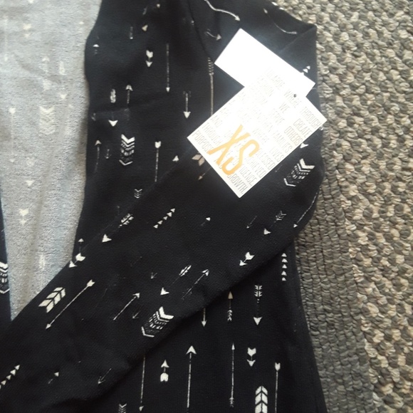 Lularoe Sarah - Picture 2 of 2